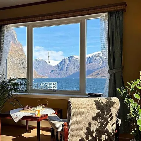 فندق Svingen - Panoramic Fjord Views In Flam *