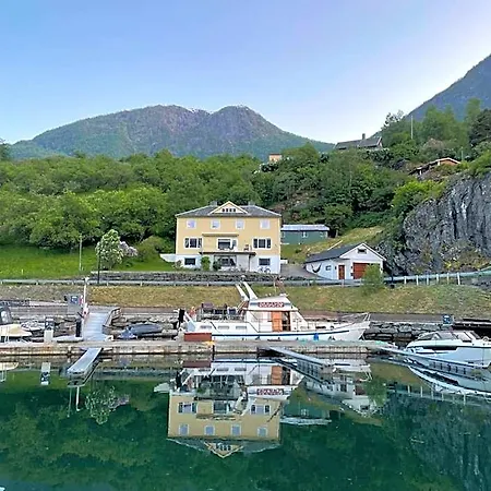 Svingen - Panoramic Fjord Views In Flam فندق أرلاند
